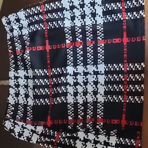 SHEIN Black, Red & White Print Mini Skirt Size Large